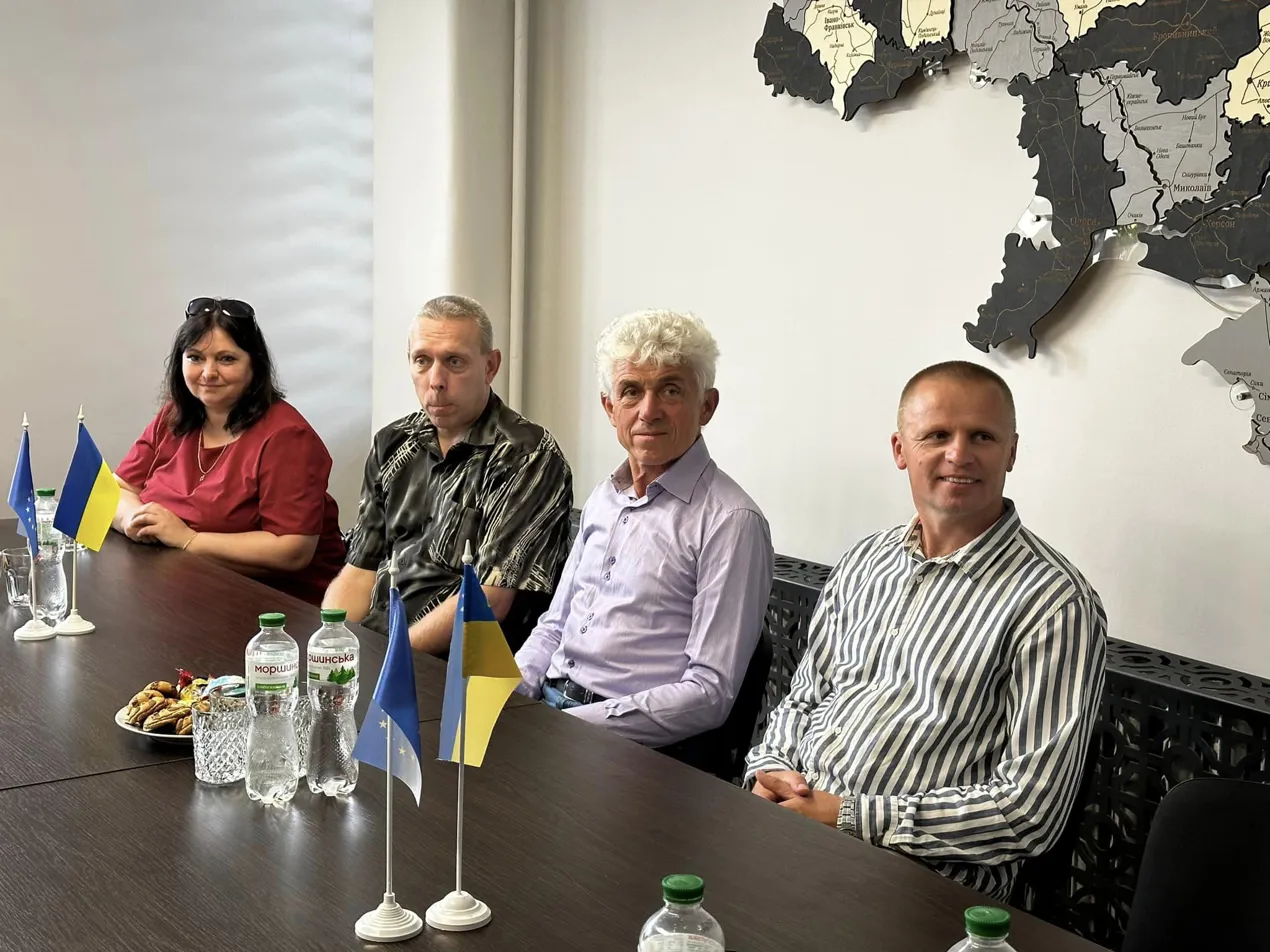 Почесна нагорода до Дня фізичної культури і спорту України